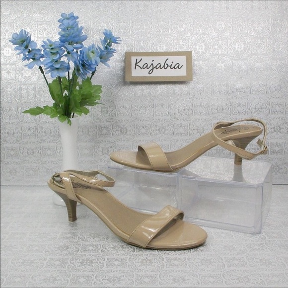 UNLISTED Nude Shoes Size 8.5 - Picture 1 of 6